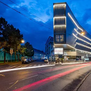 https://albert-schweitzer-center-graz.graz-austria-hotels.com