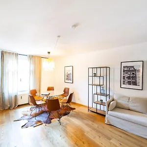 https://apartments-am-glockenspielplatz.graz-austria-hotels.com