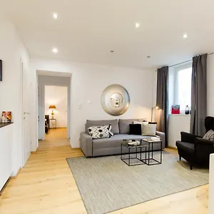 https://villa-mozart-salzburg.saalbachhinterglemmhotels.com
