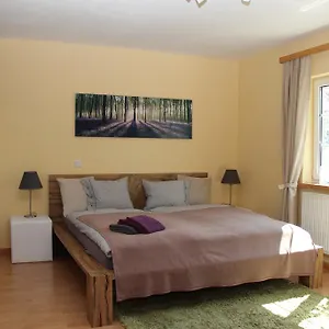 Klessheim Apartment